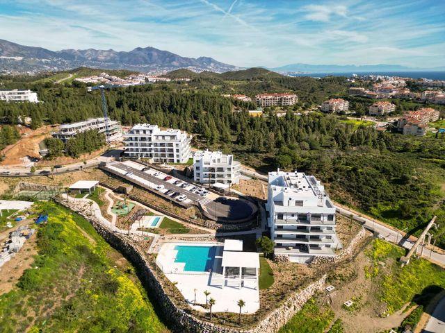 Apartamento en venta en El Chaparral, Málaga Costa del Sol