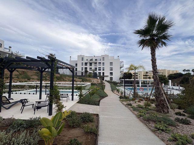 Apartamento en venta en El Chaparral, Málaga Costa del Sol