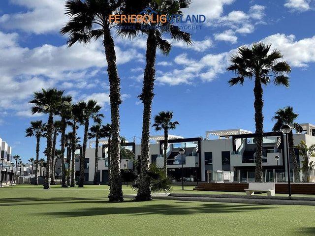 Apartamento en venta en El Raso, Alicante Costa Blanca