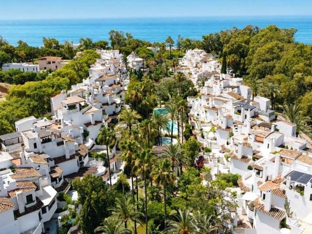 Apartamento en venta en Elviria, Málaga Costa del Sol