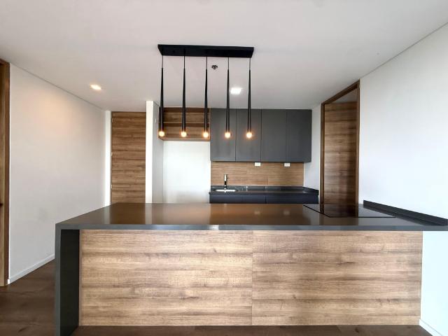 Apartamento En Venta En Envigado En Alto De Las Palmas V408641