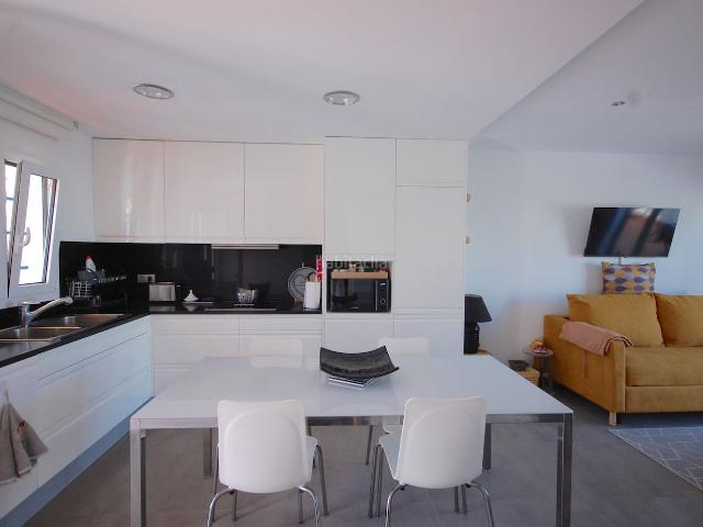 Apartamento en venta en Escala L´, Riells Costa Brava. Apartamento con piscina comunitaria, a 500 m de la playa. Apartamentos Escala.
