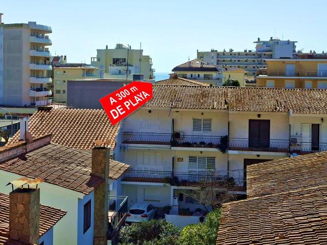 Apartamento en venta en Estartit, L´Estartit Poble Costa Brava. Apartamento de 3 dormitorios reformado y muy luminoso a 300m de la playa en LEstartit. Apartamentos.
