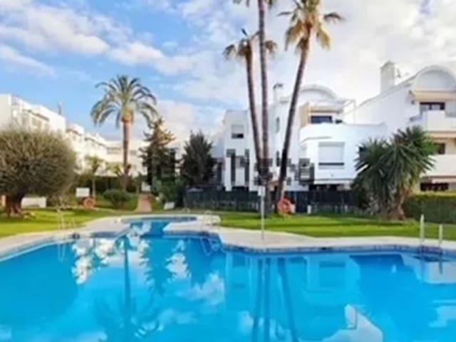 Apartamento en venta en El Paraiso, Málaga Costa del Sol