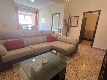 Apartamento en venta en Fortuna - Cocina equipada