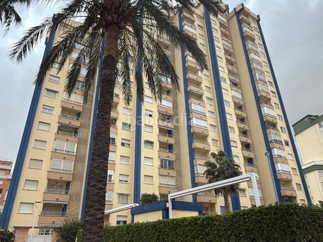 Apartamento en venta en Gandia, Playa de Gandía., EN EL EDIFICIO MÁS ALTO, A 3 MINUTOS DE LA PLAYA, VISTAS AL MAR ÚNICAS! CON PISCINA!. Apartamentos.
