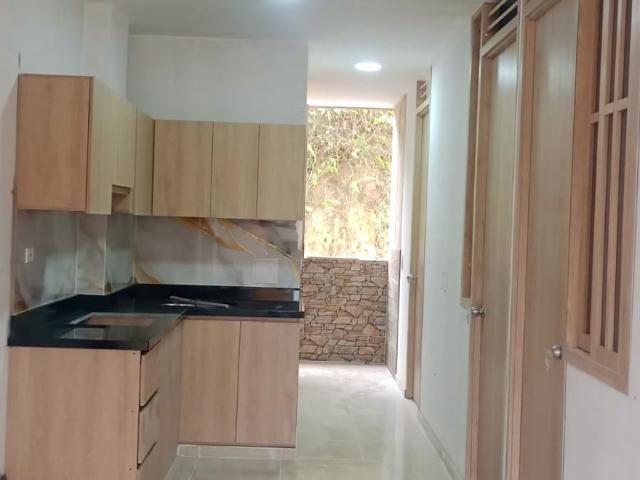 Apartamento En Venta En Giron En San Juan V402548