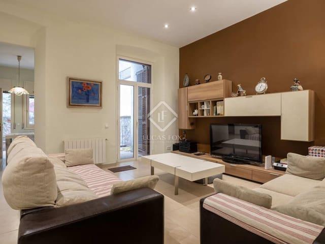 Apartamento en venta en Girona, Girona
