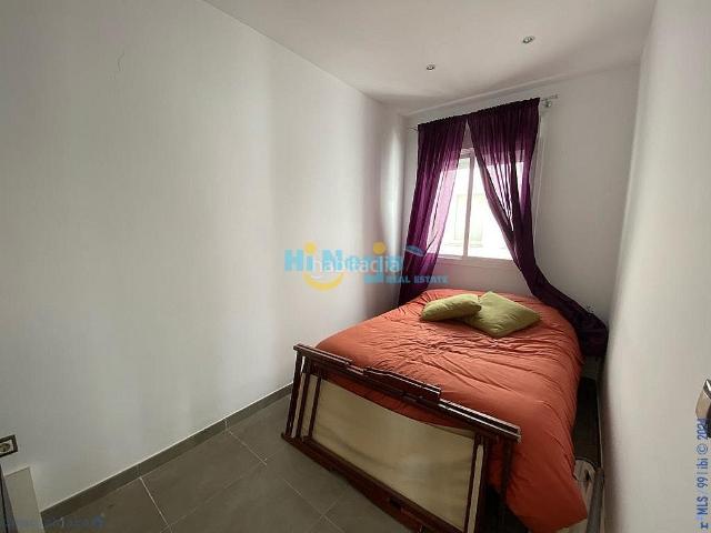 Apartamento en venta en Granada, Centro Sagrario. Ático en Agron con amplia terraza y soleado. Apartamentos.