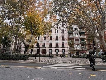 Apartamento en venta en Granada, Granada