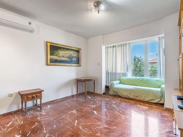 Apartamento en venta en Granada, Granada