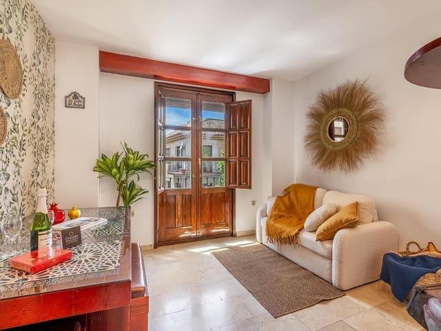 Apartamento en venta en Granada, Granada
