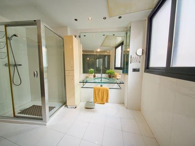 Apartamento en venta en Granada, Granada