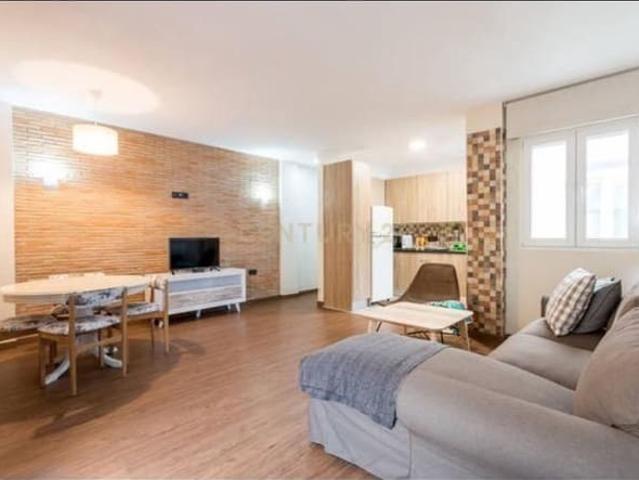 Apartamento en venta en Granada, Granada