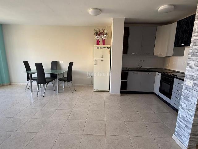 Apartamento en venta en Granadilla de Abona, San Isidro. Oportunidad en San Isidro: 3 dormitorios, 2 baños, garaje y trastero. Apartamentos Granadilla de.