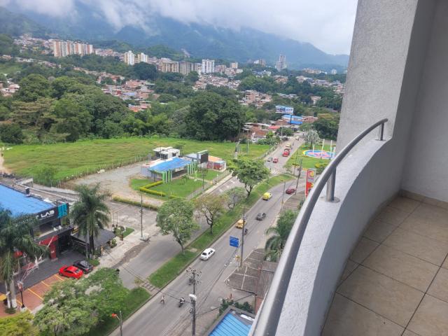 Apartamento En Venta En Ibague En Onzaga V329309