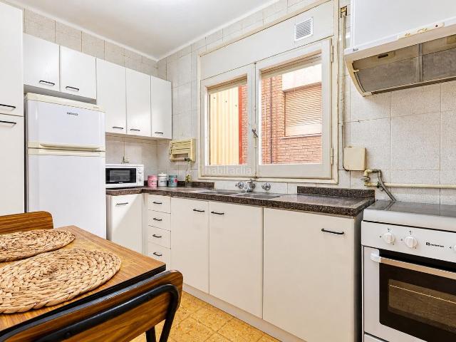 Apartamento en venta en Igualada, Llevant. Pis en venda a zona Passeig Verdabuer. Apartamentos.