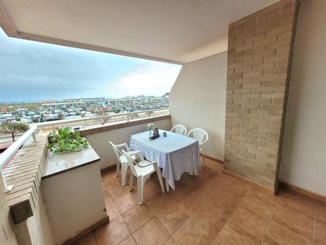 Apartamento en Venta en Jardines del Mar