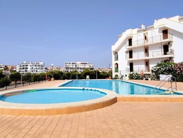 Apartamento en venta en La Zenia, Alicante Costa Blanca