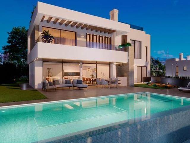 Apartamento en venta en La Atalaya, Málaga