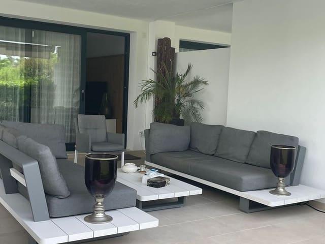 Apartamento en venta en La Atalaya, Málaga