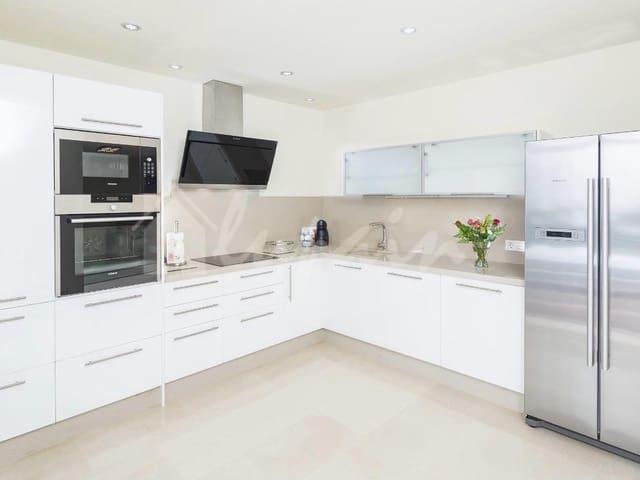 Apartamento en venta en La Caleta Adeje, Tenerife