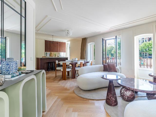 Apartamento en venta en la Calle Alcalá 182m² Madrid
