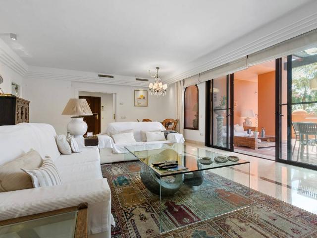 Apartamento en Venta en La Dama de Noche La Alzambra