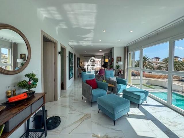 Apartamento en venta en La Marina, Alicante Costa Blanca
