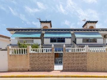 Apartamento en venta en La Mata, Alicante Costa Blanca