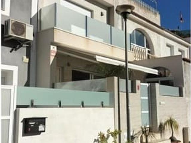 Apartamento en venta en La Siesta, Alicante Costa Blanca