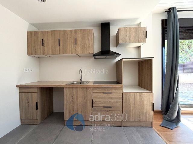 Apartamento en venta en Lardero. Se vende bajo con jardín en Rio Molinos. Apartamentos.