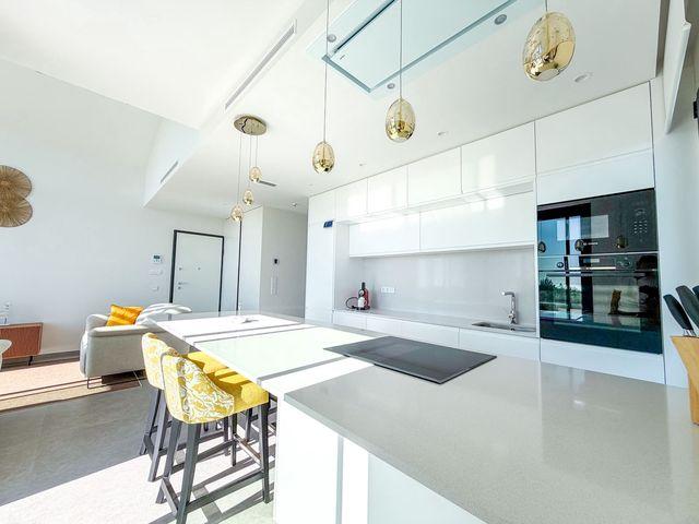 Apartamento en venta en Las Colinas Golf, Alicante Costa Blanca