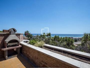 Apartamento en venta en Les Botigues de Sitges, Barcelona Costa Garraf