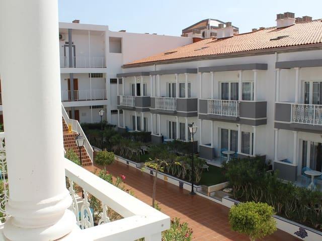 Apartamento en venta en Los Cristianos, Tenerife
