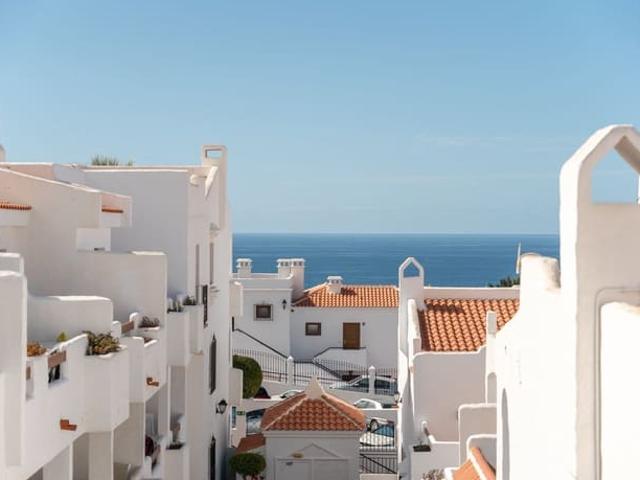 Apartamento en venta en Los Cristianos, Tenerife