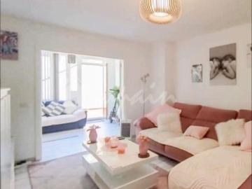 Apartamento en venta en Los Cristianos, Tenerife