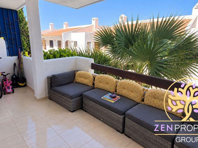 Apartamento en venta en Los Cristianos, Tenerife