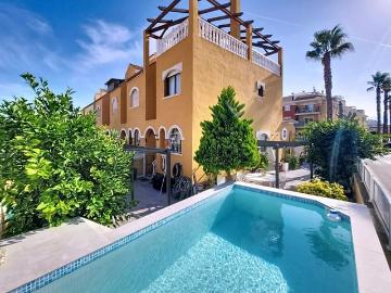 Plaza del Parque, Colònia Segarra, Castellón, Comunidad Valenciana