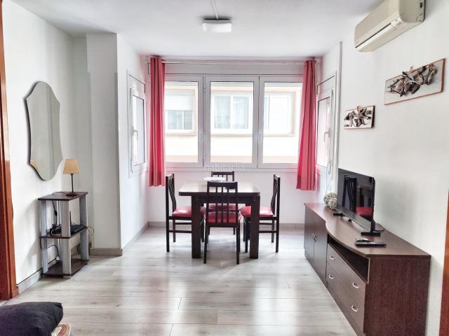 Apartamento en venta en Lloret de Mar, Centre Costa Brava. PRIMERA LINEA DE MAR CON LICENCIA TURISTICA!. Apartamentos Lloret de.