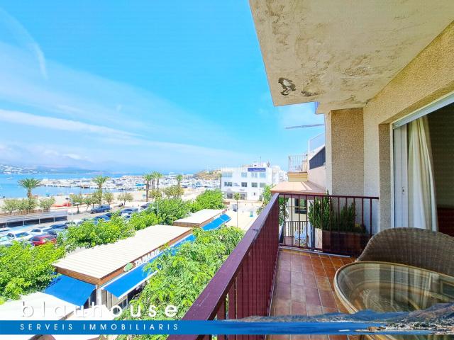 Apartamento en venta en Llançà, Carboneres La Farella Costa Brava. Apartamento vista al mar. Apartamentos.