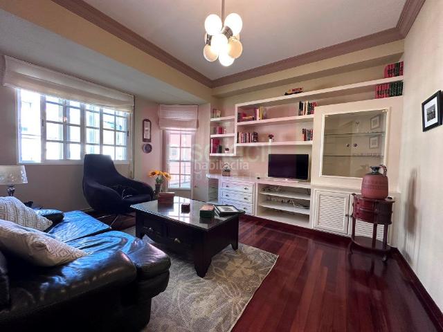 Apartamento en venta en Lugo, A Milagrosa. En venta coqueto apartamento de dos dormitorios y un baño en zona de casas baratas!. Apartamentos.