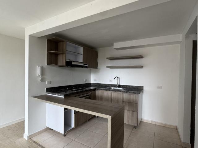 Apartamento En Venta En Madrid En Azul Celeste La Prosperidad Madrid V383986