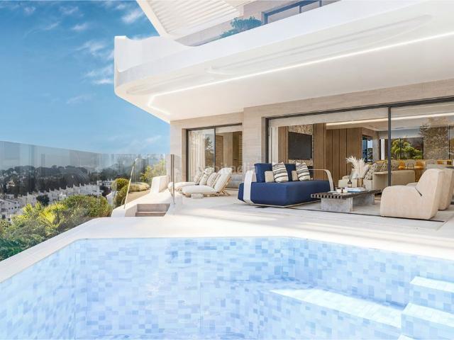 Apartamento en venta en Marbella, Cabopino Artola. Apartamentos.