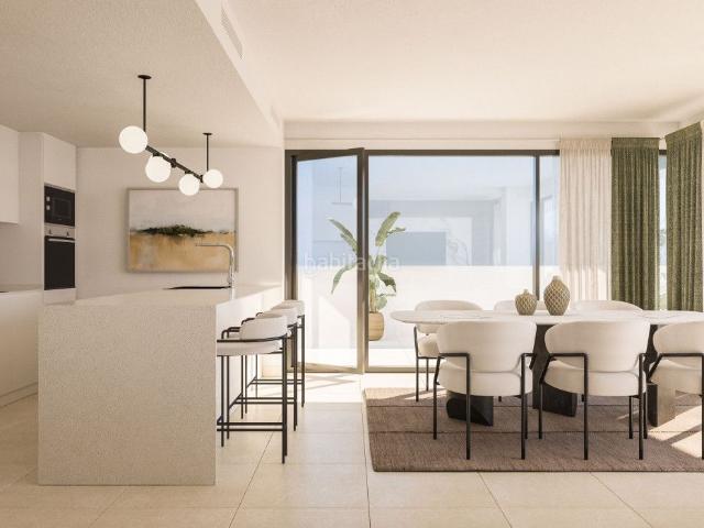 Apartamento en venta en Marbella, Casco Antiguo. Apartamentos modernos con vistas al mar en Manilva, Costa del Sol. Apartamentos.
