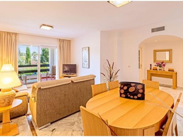 Apartamento en Venta en Marbella, Málaga