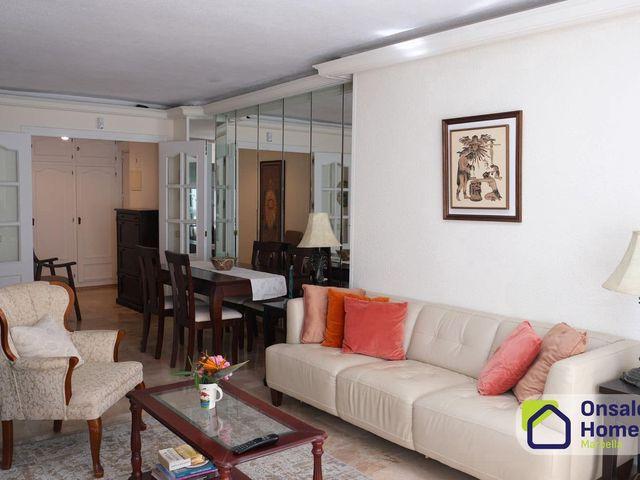 Apartamento en venta en Marbella, Málaga Costa del Sol