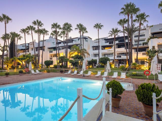 Apartamento en venta en Marbella, Puente Romano. Apartamentos.