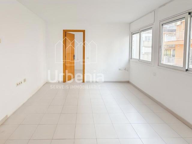 Piso en venta en Mataró, Centre. Apartamento en Mataró. Pisos.