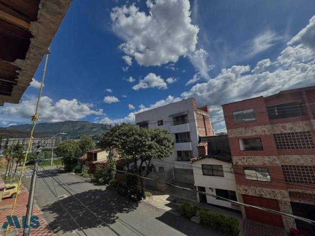 Apartamento En Venta En Medellin En Villa Hermosa V320862